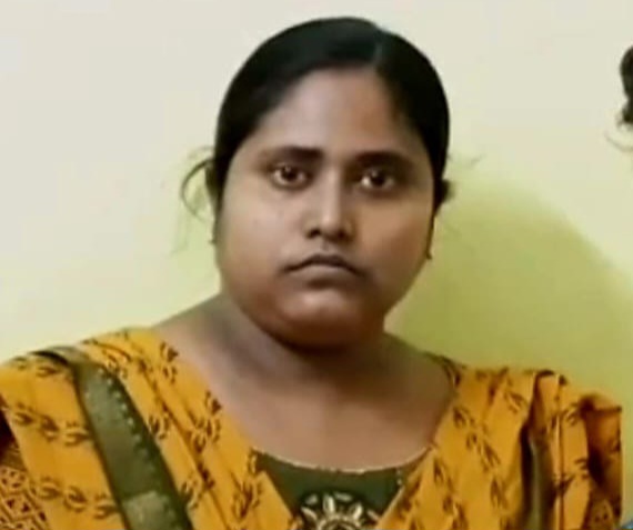 ২৬ হাজার চাকরি বাতিলের আবহে শিক্ষিকার মৃত্যু, শোকস্তব্ধ পুরুলিয়া